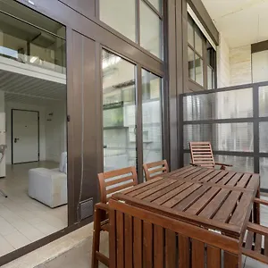 Apartment Elegant Loft With Balcony!, Milan